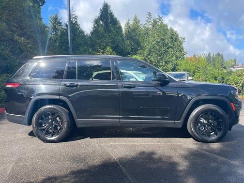 2024 Jeep Grand Cherokee L Laredo