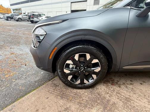 2023 Kia Sportage Plug-In Hybrid X-Line