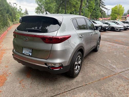 Steel Gray 2022 Kia Sportage LX