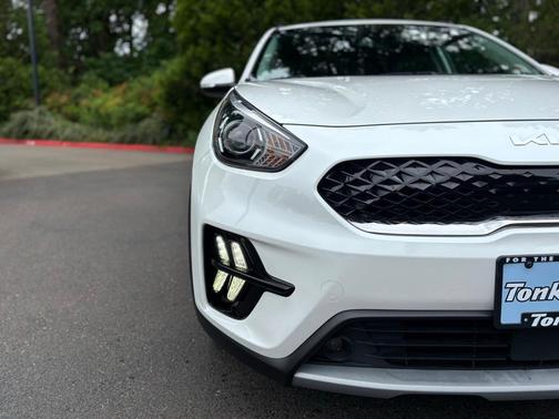2022 Kia Niro Touring SE