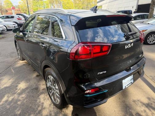2022 Kia Niro EV EX