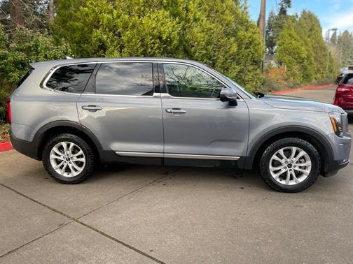 2021 Kia Telluride LX