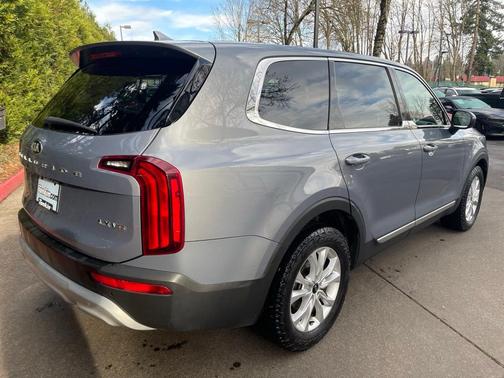2021 Kia Telluride LX