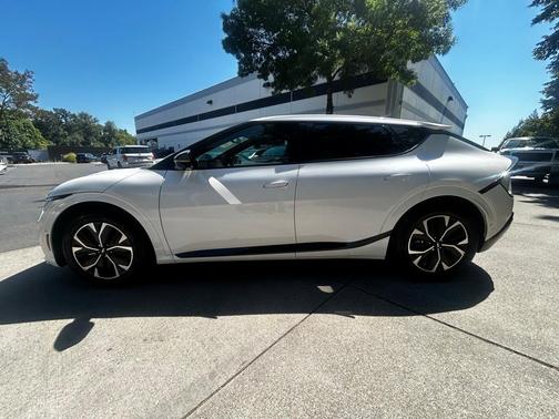 2024 Kia EV6 GT-Line