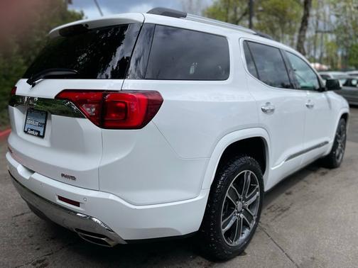 Summit White 2019 GMC Acadia Denali