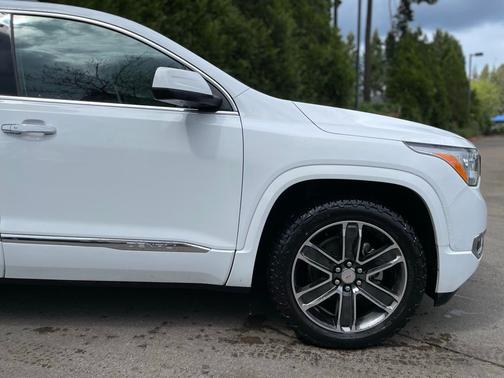 Summit White 2019 GMC Acadia Denali