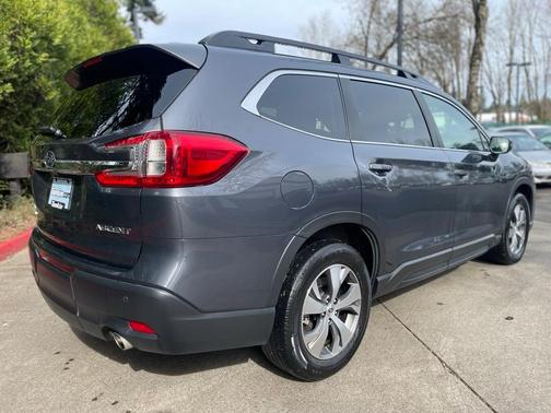 2023 Subaru Ascent Premium 7-Passenger
