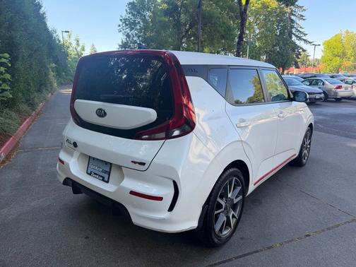 Snow White Pearl 2021 Kia Soul GT-Line
