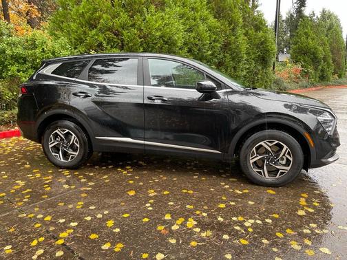 2024 Kia Sportage LX