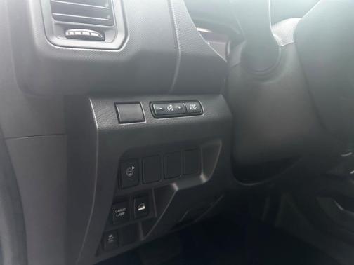 2023 Nissan Frontier S