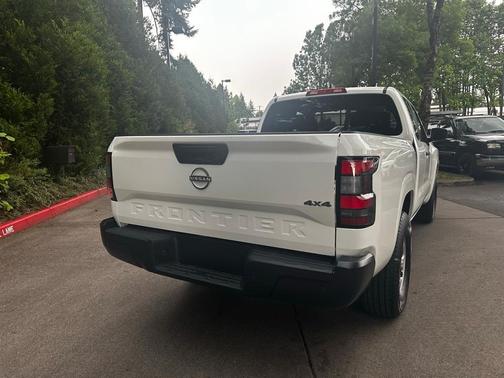2023 Nissan Frontier S