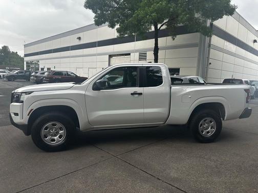 2023 Nissan Frontier S