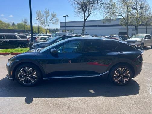 2024 Kia EV6 Light