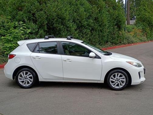 Crystal White Pearl Mica 2013 Mazda Mazda3 i Touring