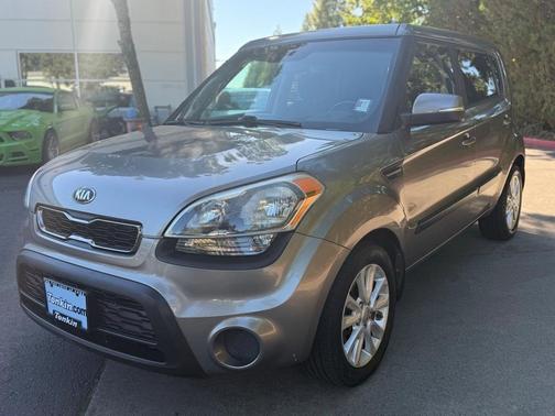 2013 Kia Soul +