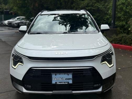 2023 Kia Niro EX Touring