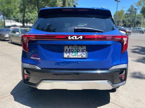 Neptune Blue 2024 Kia Seltos S