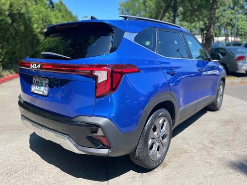 Neptune Blue 2024 Kia Seltos S