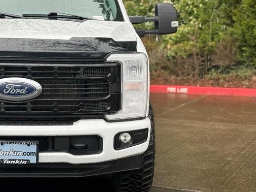 2024 Ford F-350 Lariat Super Duty