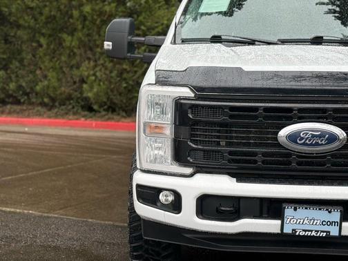 White 2024 Ford F-350 XLT