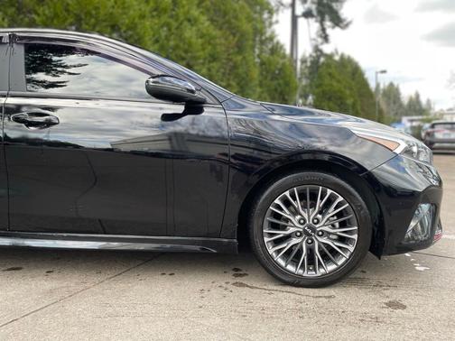 2022 Kia Forte GT-Line