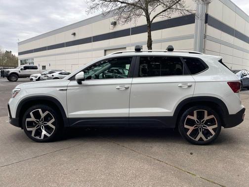 2023 Volkswagen Taos 1.5T SEL