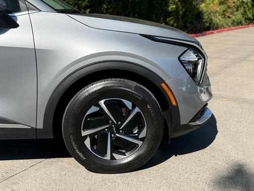 2023 Kia Sportage Hybrid LX