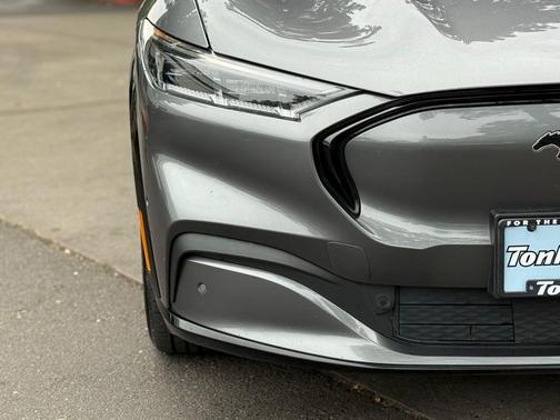 2021 Ford Mustang Mach-E Premium