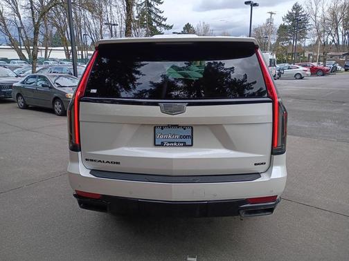 2023 Cadillac Escalade ESV Sport Platinum