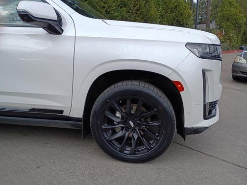 2023 Cadillac Escalade ESV Sport Platinum