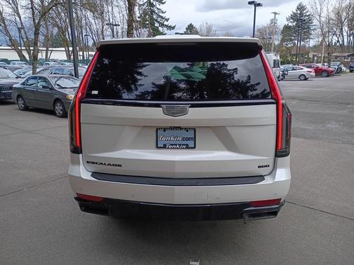 2023 Cadillac Escalade ESV Sport Platinum