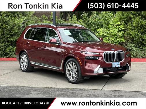 2025 BMW X7 xDrive40i