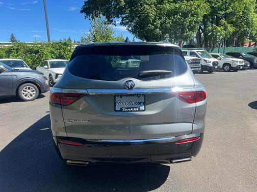2024 Buick Enclave Premium