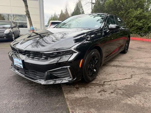 2025 Kia K5 LXS