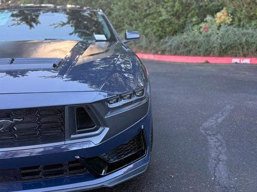 2024 Ford Mustang Dark Horse