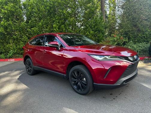 2023 Toyota Venza XLE