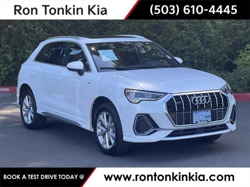 2024 Audi Q3 45 S line Premium