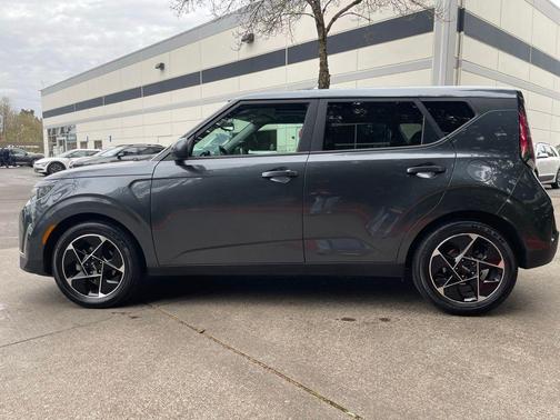 Gravity Gray 2023 Kia Soul EX
