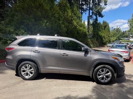 Predawn Gray Mica 2015 Toyota Highlander XLE