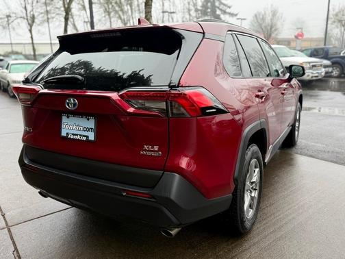 2023 Toyota RAV4 Hybrid XLE