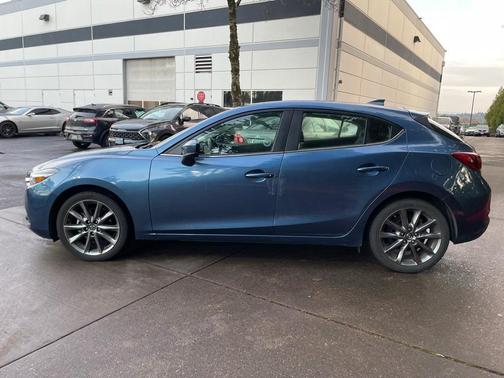 2018 Mazda Mazda3 Grand Touring