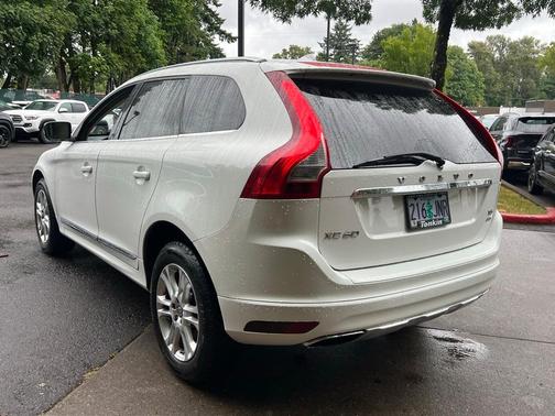 2015 Volvo XC60 T5 Premier