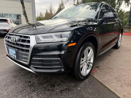 2018 Audi Q5 2.0T Premium Plus
