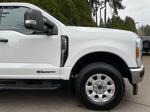 White 2024 Ford F-350 XLT
