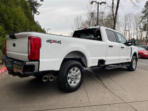 2024 Ford F-350 XLT