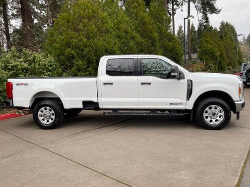 White 2024 Ford F-350 XLT