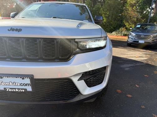 2024 Jeep Grand Cherokee Laredo