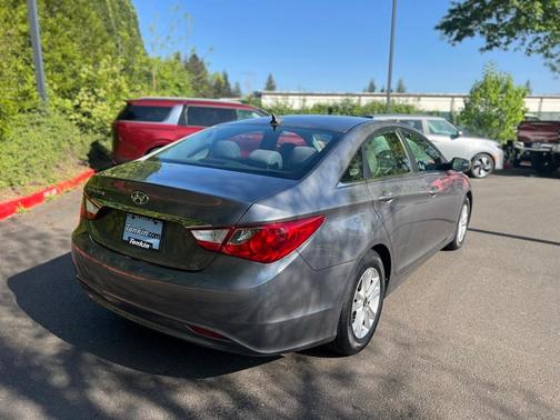 2011 Hyundai SONATA GLS