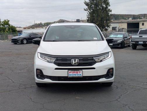Platinum White 2026 Honda Odyssey Sport-L