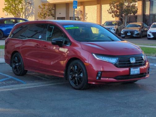 2023 Honda Odyssey 